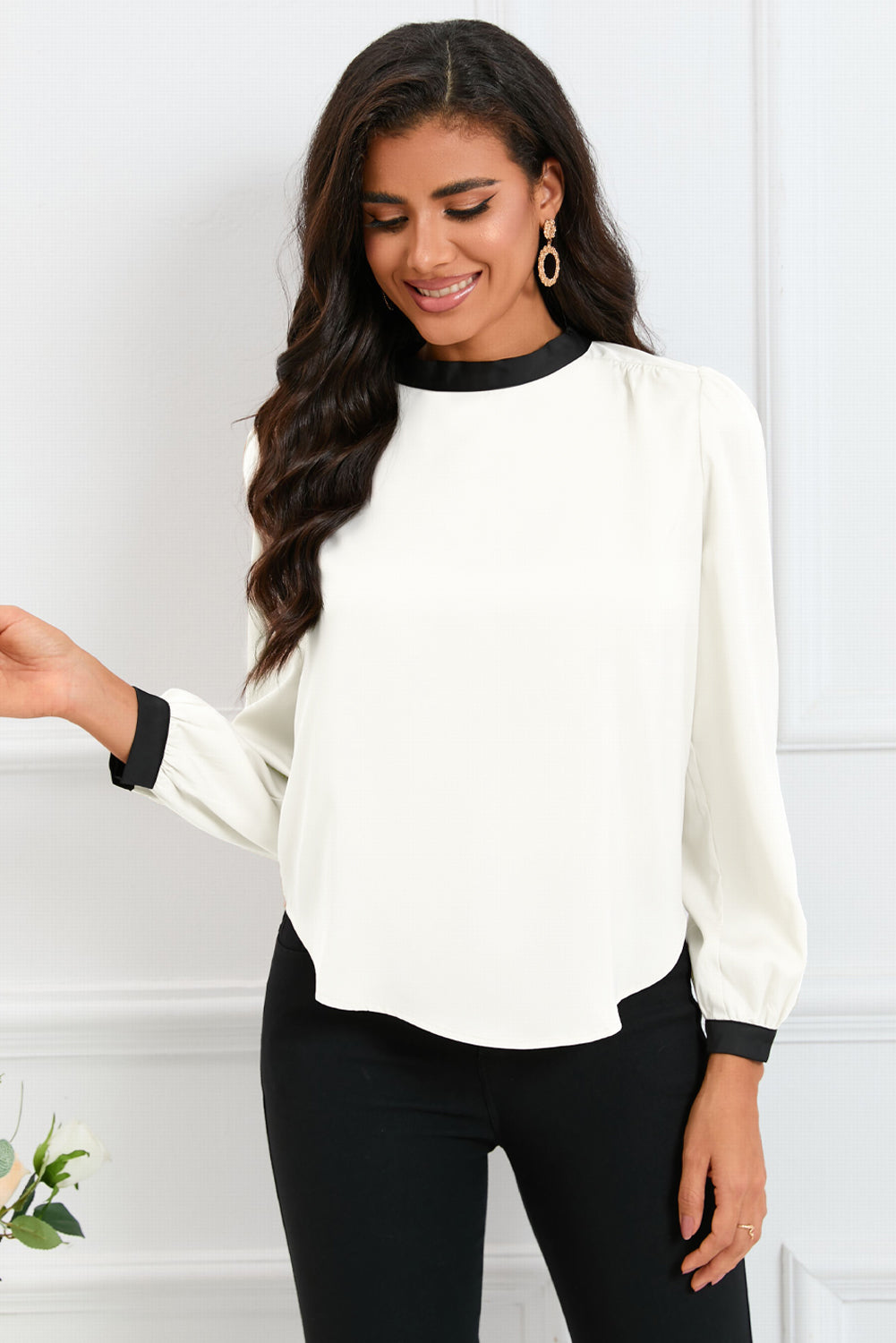 Round Neck Puff Sleeve Back Tie Blouse