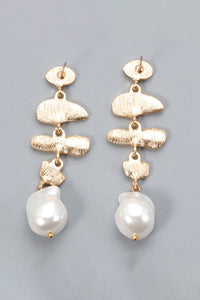 Abnormal Shpae Zinc Alloy Synthetic Pearl Dangle Earrings